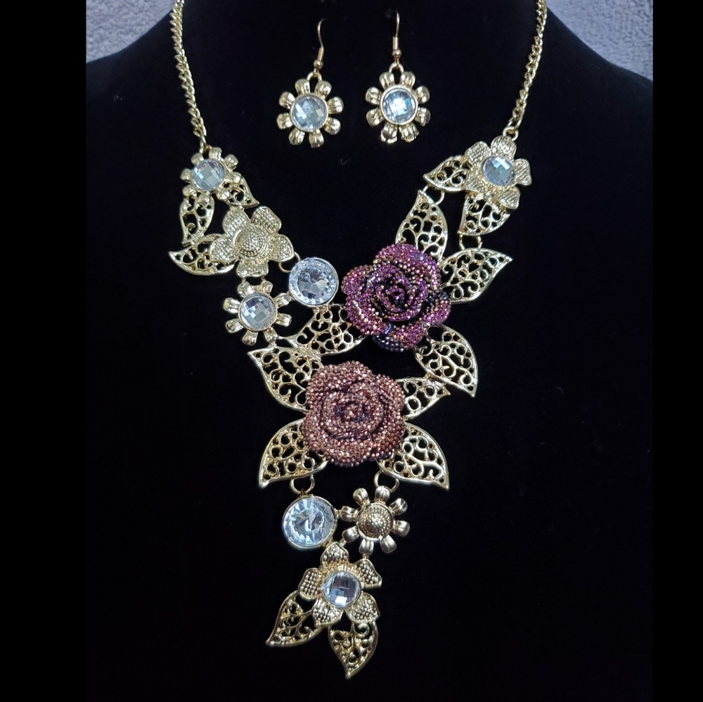 Floral Necklace